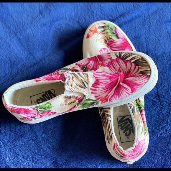 Vans - Picture 1 of 4